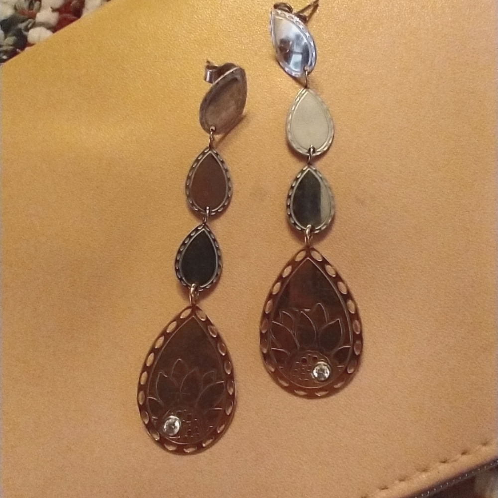 Nomination stainless steel and rose gold earrings - Picture 2 of 7